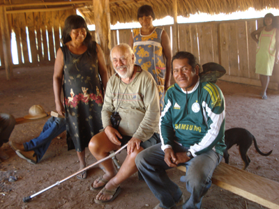 Vahia com parentes de Tarepá